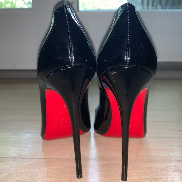 So Kate Patent Pointed-Toe Red Sole Pump - Picture 8 of 11